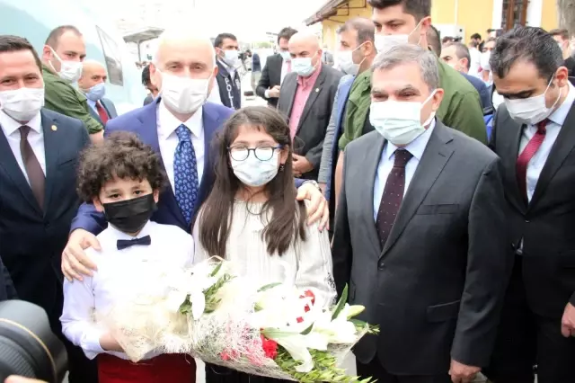 Bakan Karaismailoğlu, Konya-Karaman YHT Hattının test sürüşüne katıldı Bakan Karaismailoğlu, Konya-Karaman YHT Hattının test sürüşüne katıldı