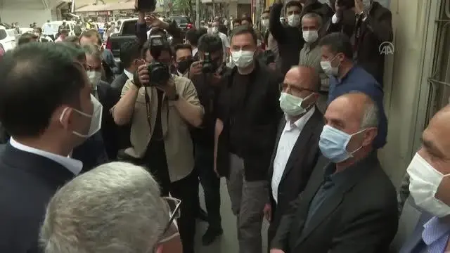 Son dakika! Bakan Kurum, kent merkezinde incelemelerde bulunarak esnaflarla sohbet etti Son dakika! Bakan Kurum, kent merkezinde incelemelerde bulunarak esnaflarla sohbet etti