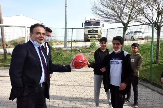 Başkan Şahin, yeni projeleri yerinde inceledi Başkan Şahin, yeni projeleri yerinde inceledi