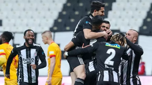 Beşiktaş, kalan 4 maçtan 7 puan alabilirse Süper Lig'de şampiyonluğunu ilan edecek Beşiktaş, kalan 4 maçtan 7 puan alabilirse Süper Lig'de şampiyonluğunu ilan edecek