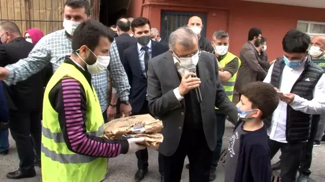 Beykoz Belediye Başkanı Murat Aydın: Ramazan ayı boyunca 100 bin adet pide ikram edeceğiz Beykoz Belediye Başkanı Murat Aydın: Ramazan ayı boyunca 100 bin adet pide ikram edeceğiz