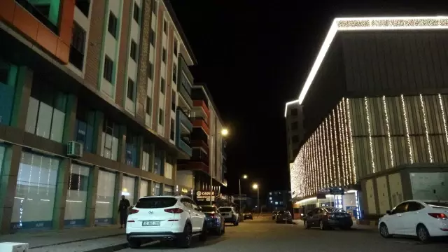Bingöl 'Tam Kapanma' ile sessizliğe büründü Bingöl 'Tam Kapanma' ile sessizliğe büründü