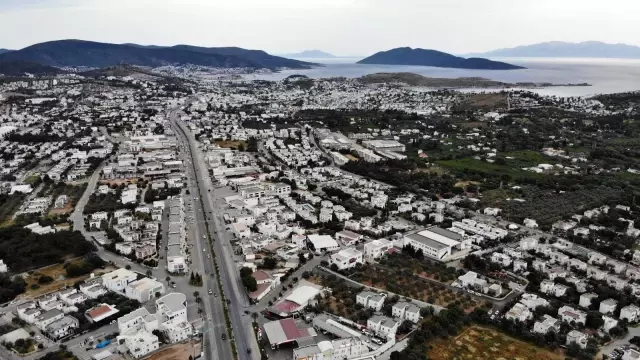 Bodrum bir anda sessizliğe büründü, 3 günlük yoğunluk 15 dakikada bitti Bodrum bir anda sessizliğe büründü, 3 günlük yoğunluk 15 dakikada bitti