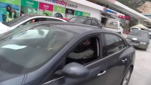 BODRUM'DA TAM KAPANMA ÖNCESİ CADDE VE SOKAKLARDA YOĞUNLUK BODRUM'DA TAM KAPANMA ÖNCESİ CADDE VE SOKAKLARDA YOĞUNLUK