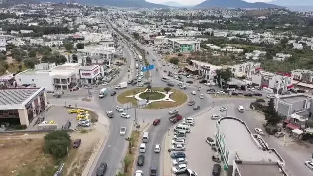 'Tam kapanma' öncesi hareketlilik yaşandı 'Tam kapanma' öncesi hareketlilik yaşandı