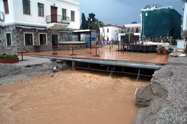Bodrum'u taşkınlardan korumak için 25 metrelik 'Sel kapanı' Bodrum'u taşkınlardan korumak için 25 metrelik 'Sel kapanı'