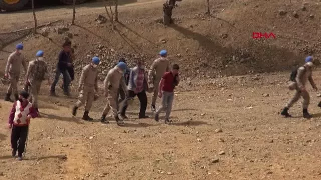 'BORALAR' DA KAYIP SÜLEYMAN'I ARIYOR 'BORALAR' DA KAYIP SÜLEYMAN'I ARIYOR