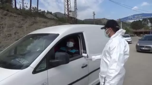 Boyabat ilçesinde 'tam kapanma' öncesi denetimler yoğunlaştırıldı Boyabat ilçesinde 'tam kapanma' öncesi denetimler yoğunlaştırıldı