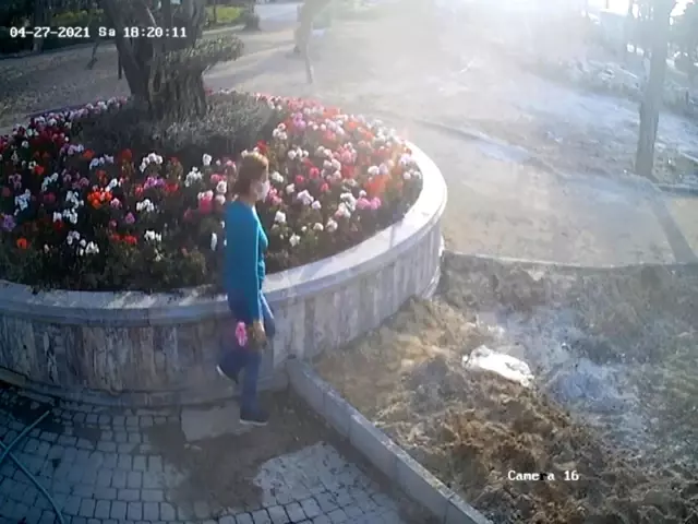 Böyle hırsızlık görülmedi...Seçe seçe çaldılar Böyle hırsızlık görülmedi...Seçe seçe çaldılar