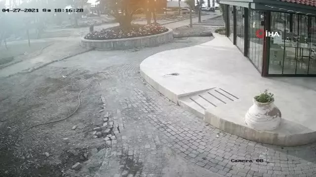 Böyle hırsızlık görülmedi...Seçe seçe çaldılar Böyle hırsızlık görülmedi...Seçe seçe çaldılar