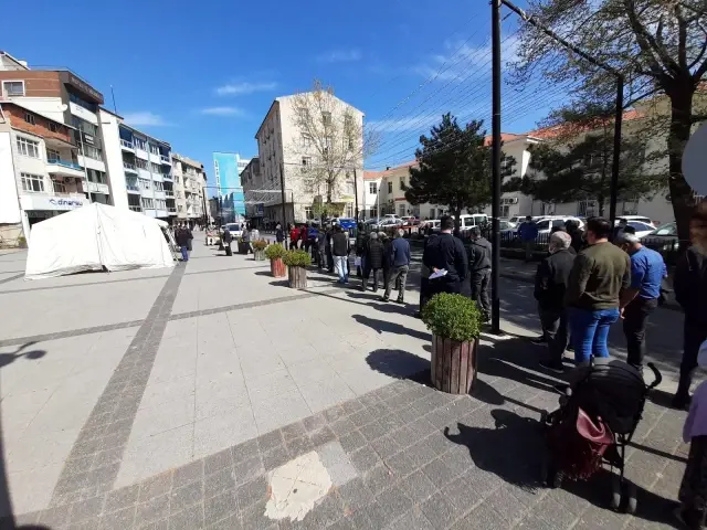 Bu da izin kuyruğu Bu da izin kuyruğu