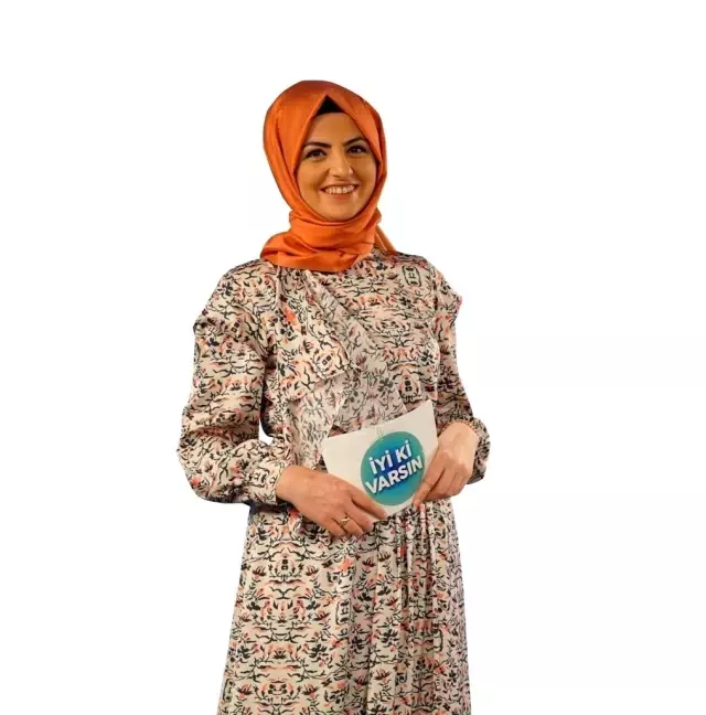 Büşra Prodüksiyon CEO'su Büşra Yıldırım: 'Başarımız, samimiyetimizden geliyor' Büşra Prodüksiyon CEO'su Büşra Yıldırım: 'Başarımız, samimiyetimizden geliyor'