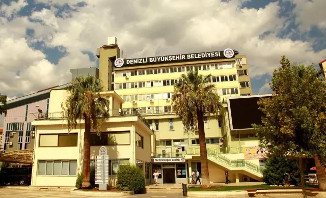 Denizli Büyükşehir Belediyesi gelecek ay esnaftan kira almayacak Denizli Büyükşehir Belediyesi gelecek ay esnaftan kira almayacak