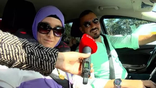 Tam kapanmaya son 2 saat; Çamlıca gişelerde trafik yoğunluğu sürüyor Tam kapanmaya son 2 saat; Çamlıca gişelerde trafik yoğunluğu sürüyor
