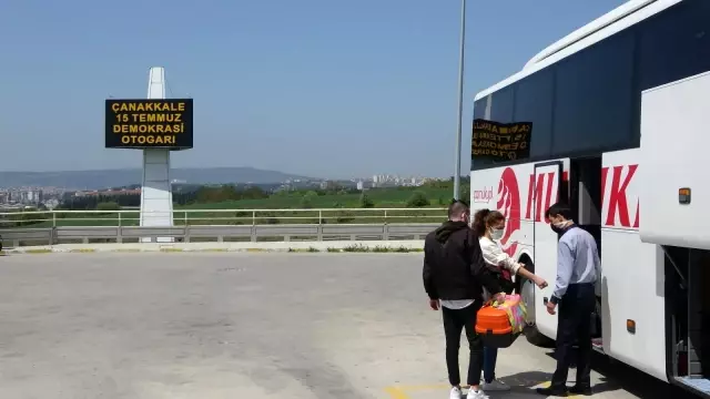 Çanakkale'de 'tam kapanma' öncesi korkutan yoğunluk yaşanmadı Çanakkale'de 'tam kapanma' öncesi korkutan yoğunluk yaşanmadı