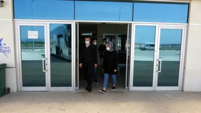 Çanakkale'de 'tam kapanma' öncesi korkutan yoğunluk yaşanmadı Çanakkale'de 'tam kapanma' öncesi korkutan yoğunluk yaşanmadı