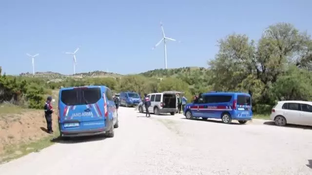 ÇANAKKALE - Kayıp zihinsel engelli kadını arama çalışmaları devam ediyor ÇANAKKALE - Kayıp zihinsel engelli kadını arama çalışmaları devam ediyor