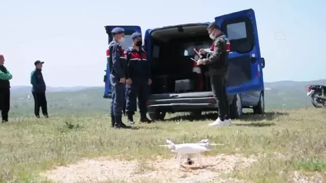 ÇANAKKALE - Kayıp zihinsel engelli kadını arama çalışmaları devam ediyor ÇANAKKALE - Kayıp zihinsel engelli kadını arama çalışmaları devam ediyor