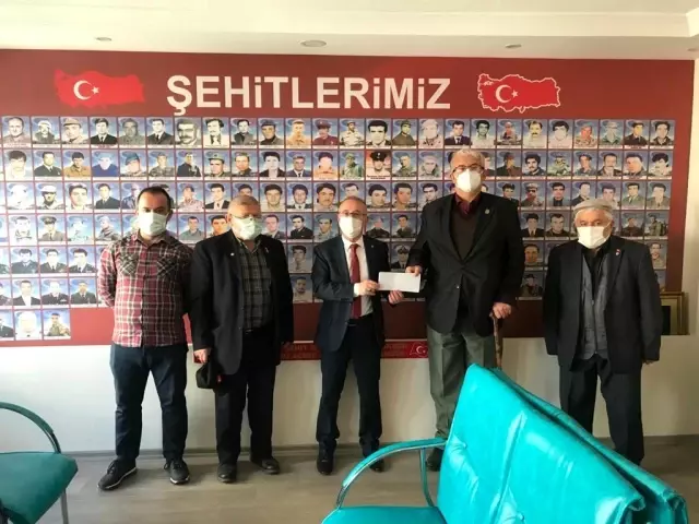Çankırılı Bürokratlar ve İşadamları Birliği Genel Sekreteri Irmak'tan 200 TL'lik hediye alışveriş çeki Çankırılı Bürokratlar ve İşadamları Birliği Genel Sekreteri Irmak'tan 200 TL'lik hediye alışveriş çeki