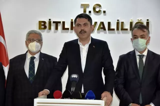Son dakika! Bakan Kurum, kent merkezinde incelemelerde bulunarak esnaflarla sohbet etti Son dakika! Bakan Kurum, kent merkezinde incelemelerde bulunarak esnaflarla sohbet etti