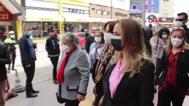 CHP'Lİ NAZLIAKA 319 KADININ HAYATINA DOKUNDUK CHP'Lİ NAZLIAKA 319 KADININ HAYATINA DOKUNDUK