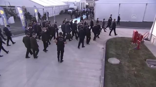 Son dakika... Cumhurbaşkanı Erdoğan: 'Artık uçak bombalarımız, mühimmatımız, füzelerimiz ve harp başlıklarımızın patlayıcıları konusunda kimseye bağımlı... Son dakika... Cumhurbaşkanı Erdoğan: 'Artık uçak bombalarımız, mühimmatımız, füzelerimiz ve harp başlıklarımızın patlayıcıları konusunda kimseye bağımlı...