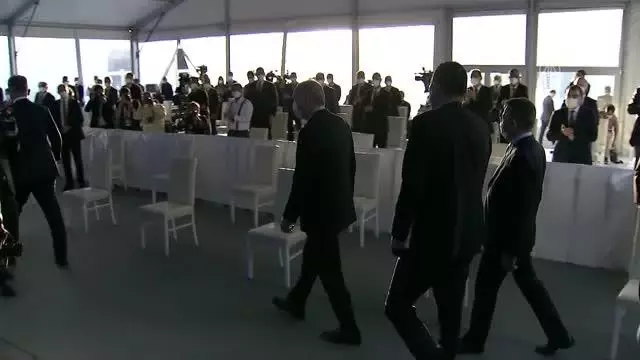 Son dakika... Cumhurbaşkanı Erdoğan: 'Artık uçak bombalarımız, mühimmatımız, füzelerimiz ve harp başlıklarımızın patlayıcıları konusunda kimseye bağımlı... Son dakika... Cumhurbaşkanı Erdoğan: 'Artık uçak bombalarımız, mühimmatımız, füzelerimiz ve harp başlıklarımızın patlayıcıları konusunda kimseye bağımlı...