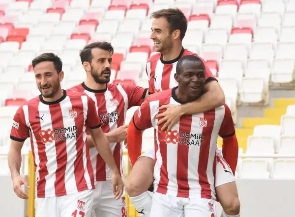 Demir Grup Sivasspor - Helenex Yeni Malatyaspor: 1-0 Demir Grup Sivasspor - Helenex Yeni Malatyaspor: 1-0