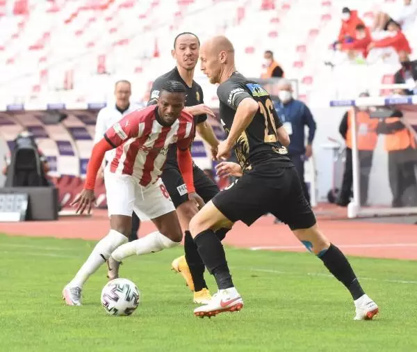 Demir Grup Sivasspor - Helenex Yeni Malatyaspor: 1-0 Demir Grup Sivasspor - Helenex Yeni Malatyaspor: 1-0