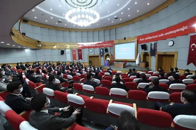 Diyanet İşleri Başkanı Erbaş: 'Ne kadar faydalı işler yaparsanız o kadar çok hayırlı bir insan olursunuz' Diyanet İşleri Başkanı Erbaş: 'Ne kadar faydalı işler yaparsanız o kadar çok hayırlı bir insan olursunuz'