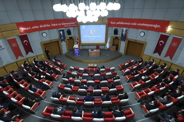 Diyanet İşleri Başkanı Erbaş: 'Ne kadar faydalı işler yaparsanız o kadar çok hayırlı bir insan olursunuz' Diyanet İşleri Başkanı Erbaş: 'Ne kadar faydalı işler yaparsanız o kadar çok hayırlı bir insan olursunuz'