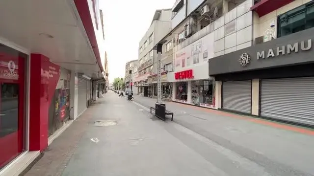 Doğu Marmara ve Batı Karadeniz'de 'tam kapanma'nın başlamasıyla sokaklar boşaldı Doğu Marmara ve Batı Karadeniz'de 'tam kapanma'nın başlamasıyla sokaklar boşaldı