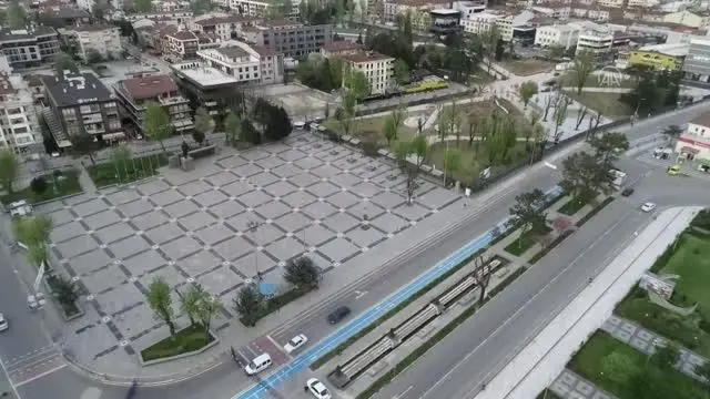 Doğu Marmara ve Batı Karadeniz'de 'tam kapanma'nın başlamasıyla sokaklar boşaldı Doğu Marmara ve Batı Karadeniz'de 'tam kapanma'nın başlamasıyla sokaklar boşaldı