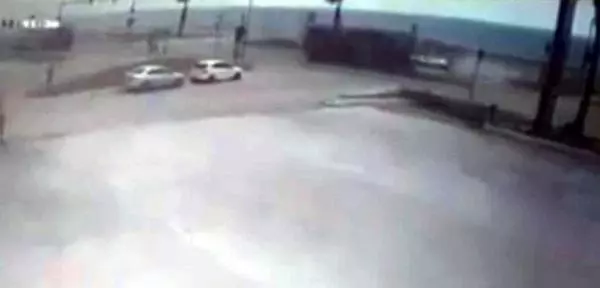 Doğum günü alışverişine giden anne kazada öldü, oğlu ve 4 yakını yaralandı Doğum günü alışverişine giden anne kazada öldü, oğlu ve 4 yakını yaralandı