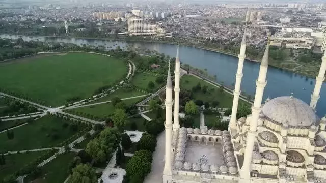 Drone - Adana 'tam kapanma'nın ardından sessizliğe büründü Drone - Adana 'tam kapanma'nın ardından sessizliğe büründü