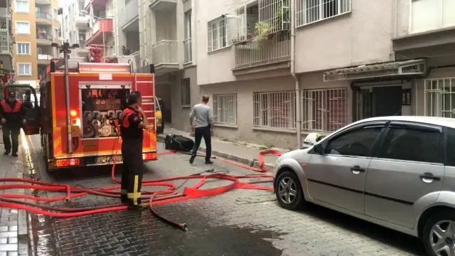 Efeler'de mutfak yangını Efeler'de mutfak yangını