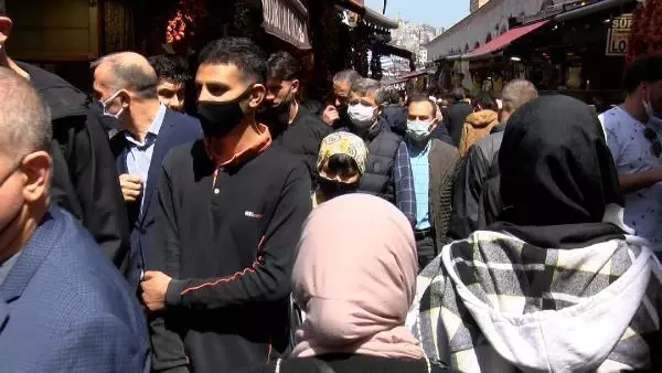 EMİNÖNÜ'NDE SON GÜN YOĞUNLUĞU EMİNÖNÜ'NDE SON GÜN YOĞUNLUĞU