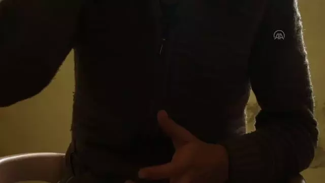 Esed rejiminin kontrolündeki bölgelerde halk ekonomik kriz ve zorunlu askerlik nedeniyle muhaliflere sığınıyor (2) Esed rejiminin kontrolündeki bölgelerde halk ekonomik kriz ve zorunlu askerlik nedeniyle muhaliflere sığınıyor (2)