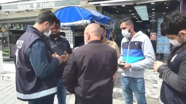 ESENYURT'TA YABANCI UYRUKLULARA YÖNELİK DENETİM ESENYURT'TA YABANCI UYRUKLULARA YÖNELİK DENETİM