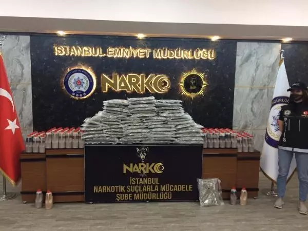 ESENYURT VE ARNAVUTKÖY'DE 109 KİLO UYUŞTURUCU ELE GEÇİRİLDİ ESENYURT VE ARNAVUTKÖY'DE 109 KİLO UYUŞTURUCU ELE GEÇİRİLDİ