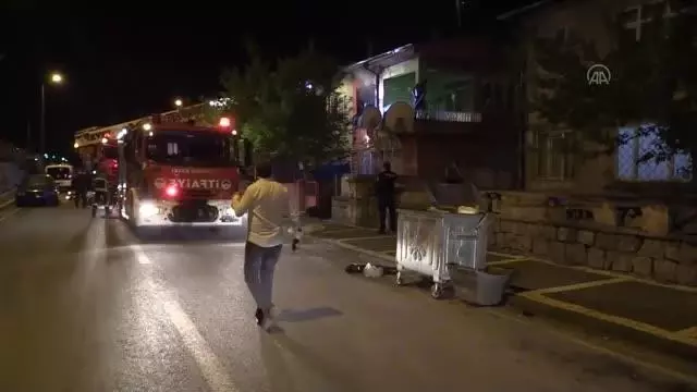 Evini ateşe veren genç, biber gazı kullanılarak etkisiz hale getirildi Evini ateşe veren genç, biber gazı kullanılarak etkisiz hale getirildi