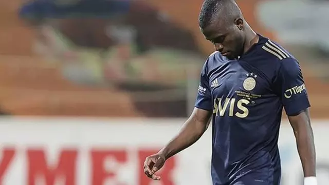 Fenerbahçe-Alanya karşılaşması golsüz eşitlikle sona erdi, Kanarya şampiyonluk yarışında iddiasını zora soktu Fenerbahçe-Alanya karşılaşması golsüz eşitlikle sona erdi, Kanarya şampiyonluk yarışında iddiasını zora soktu