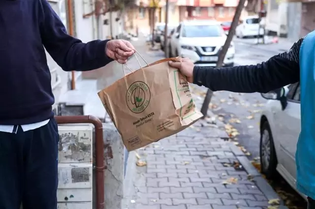Gaziosmanpaşa'da tam kapanmada temizlik, dezenfekte ve çevre düzenlemeleri kesintisiz sürecek Gaziosmanpaşa'da tam kapanmada temizlik, dezenfekte ve çevre düzenlemeleri kesintisiz sürecek