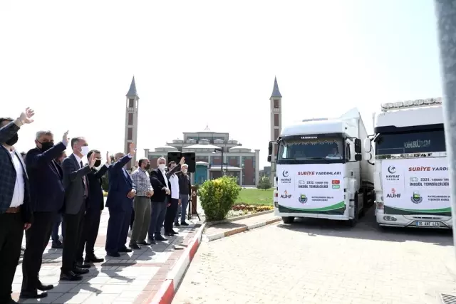 Gıda ve mobilya yüklü yardım tırları yola çıktı Gıda ve mobilya yüklü yardım tırları yola çıktı