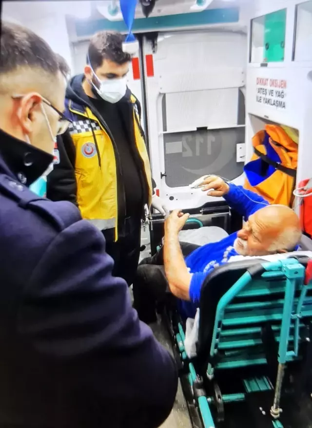 Son dakika haber! Gümüşhane'de otomobil baraja düştü: 1 ölü,1 yaralı Son dakika haber! Gümüşhane'de otomobil baraja düştü: 1 ölü,1 yaralı