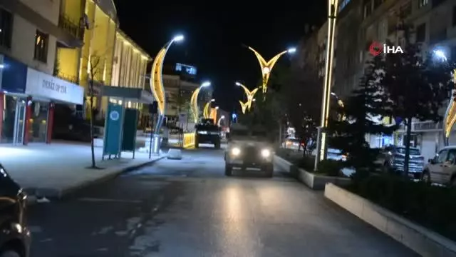 Hakkari polisi gece denetiminde: Tam kapanma sonrası sokaklarda sessizlik Hakkari polisi gece denetiminde: Tam kapanma sonrası sokaklarda sessizlik
