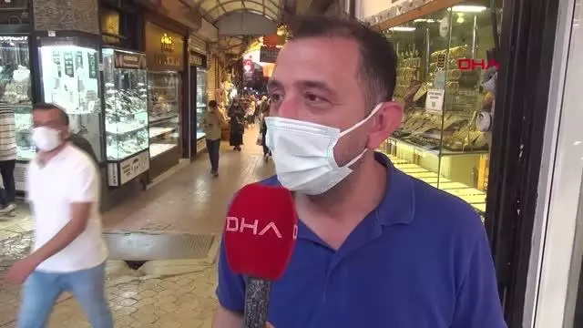 HATAY'DA KISITLAMA ÖNCESİ YOĞUNLUK, TARİHİ UZUN ÇARŞI DOLUP TAŞTI HATAY'DA KISITLAMA ÖNCESİ YOĞUNLUK, TARİHİ UZUN ÇARŞI DOLUP TAŞTI