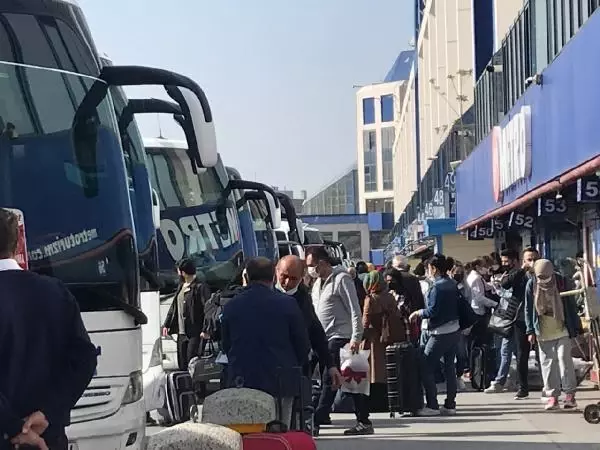 OTOGARDA KAPANMA YOĞUNLUĞU ARTTI OTOGARDA KAPANMA YOĞUNLUĞU ARTTI