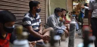 Ganj Nehri: Hindistan varyantı: İtalya Hindistan ve Bangladeş'ten ülkeye girişi yasakladı Ganj Nehri: Hindistan varyantı: İtalya Hindistan ve Bangladeş'ten ülkeye girişi yasakladı