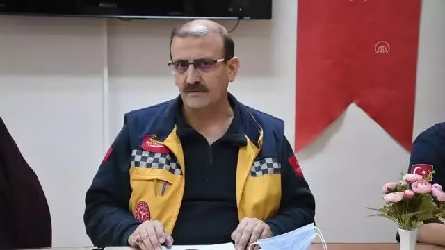 İkna ekibi vatandaşları aşıya teşvik etti İkna ekibi vatandaşları aşıya teşvik etti